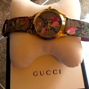 Authentic Women’s New Gucci Watch